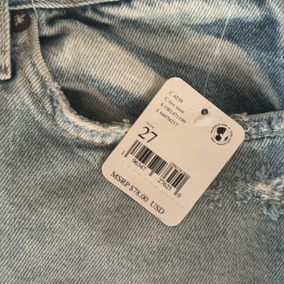 FREE PEOPLE NWT High Waisted Jean Shorts - Light Wash 27 - Picture 2 of 6